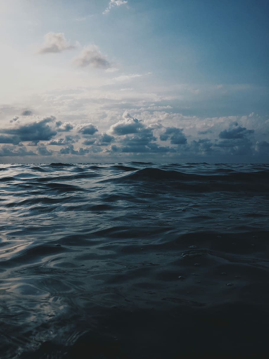 sea under white clouds during daytime, sea at daytime, water HD wallpaper
