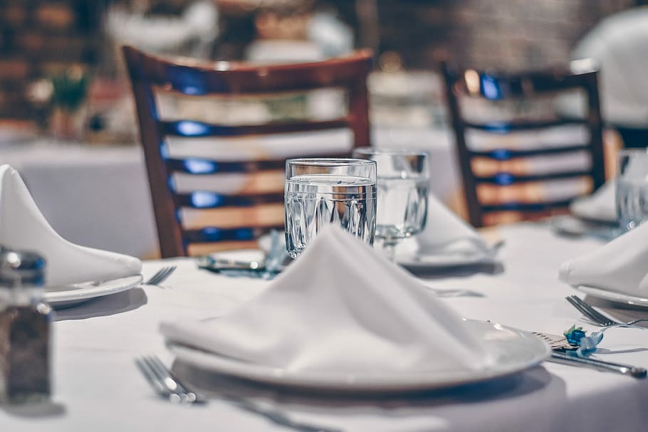 clear glass cup on table, clear glass cup on white surface, napkin HD wallpaper