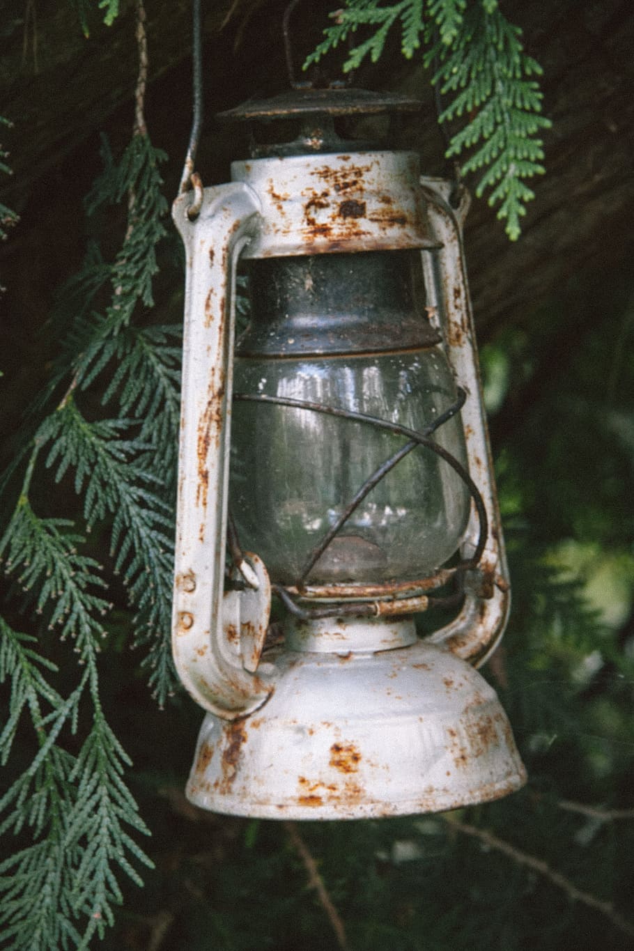 Old lamp, objects, old-fashioned, no people, close-up, hanging HD wallpaper