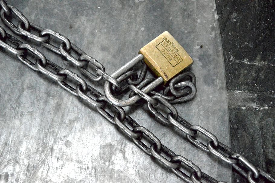 castle, chain, padlock, security, metal, close, safety, connection HD wallpaper