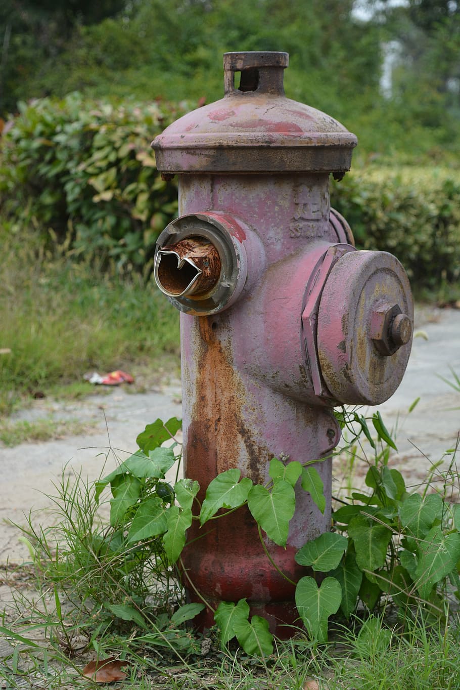 fire hydrant, outside, old, water supply, rusty, broken, metal HD wallpaper