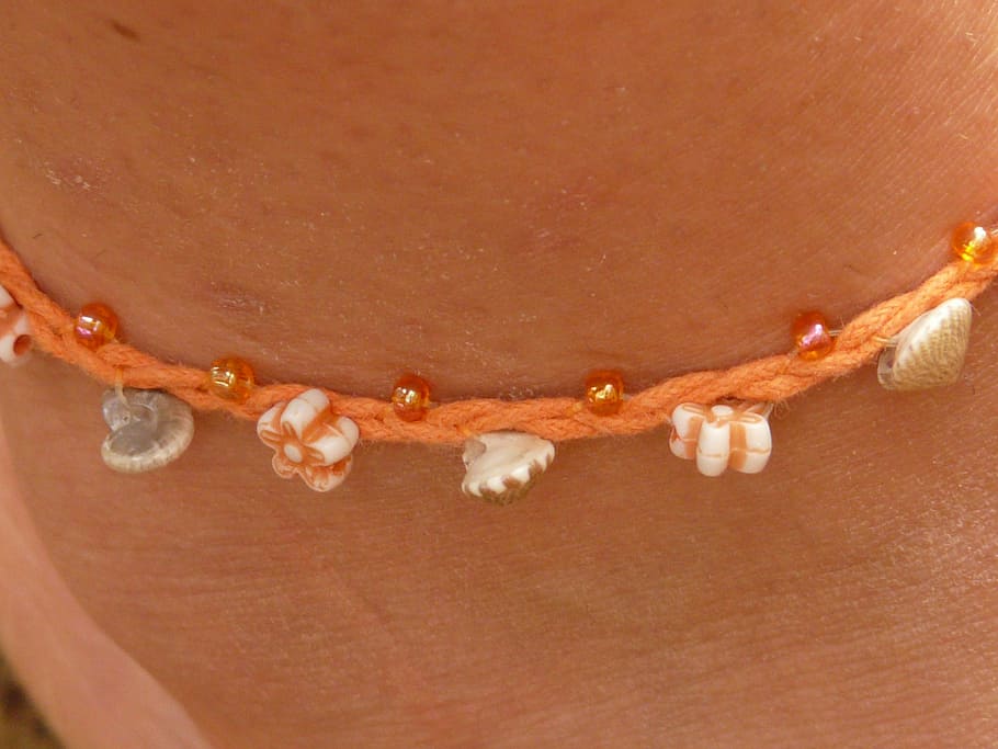 anklet, chain, foot, shell, jewellery, beads, close-up, human body part HD wallpaper