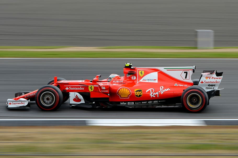 speeding formula-1 race car on race track during day, red Formula 1 car, HD wallpaper