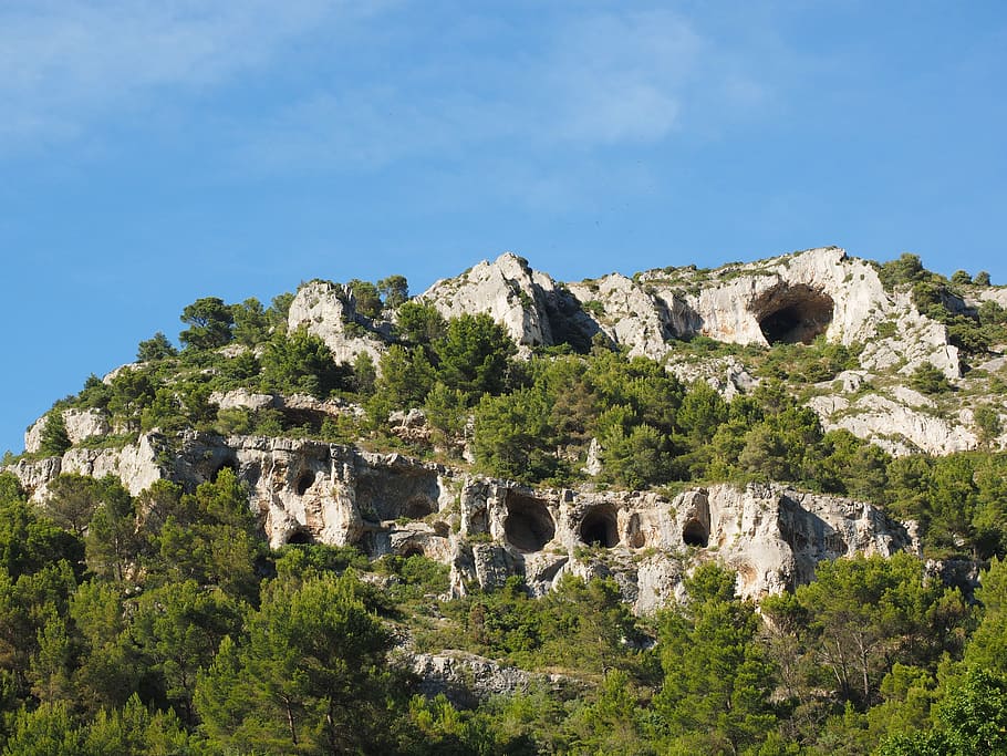 karst area, rock, france, provence, fontaine-de-vaucluse, rock wall