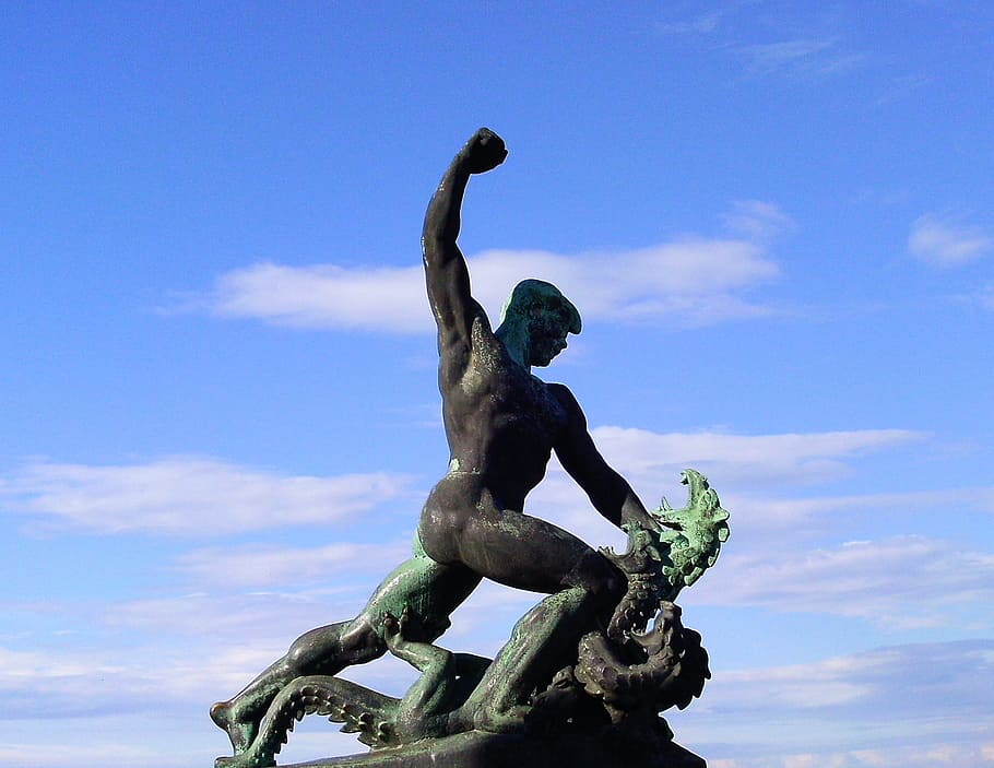 man raising right hand statue under blue sky, Budapest, Summer HD wallpaper