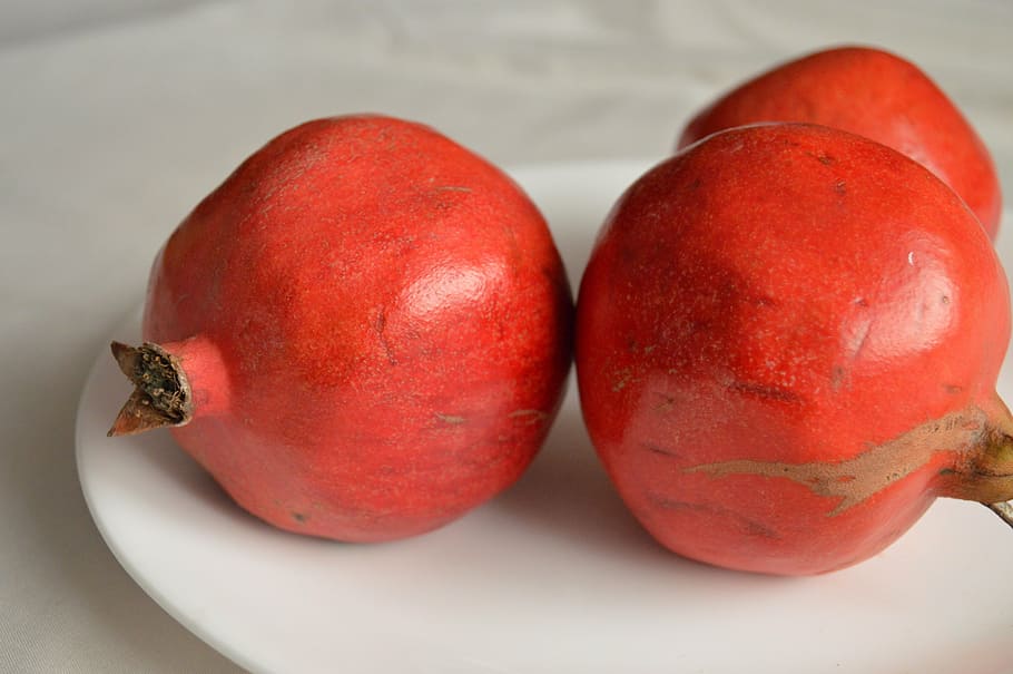 three red fruits, pomegranate, sweet, ripe, plate, dish, tropical, HD wallpaper