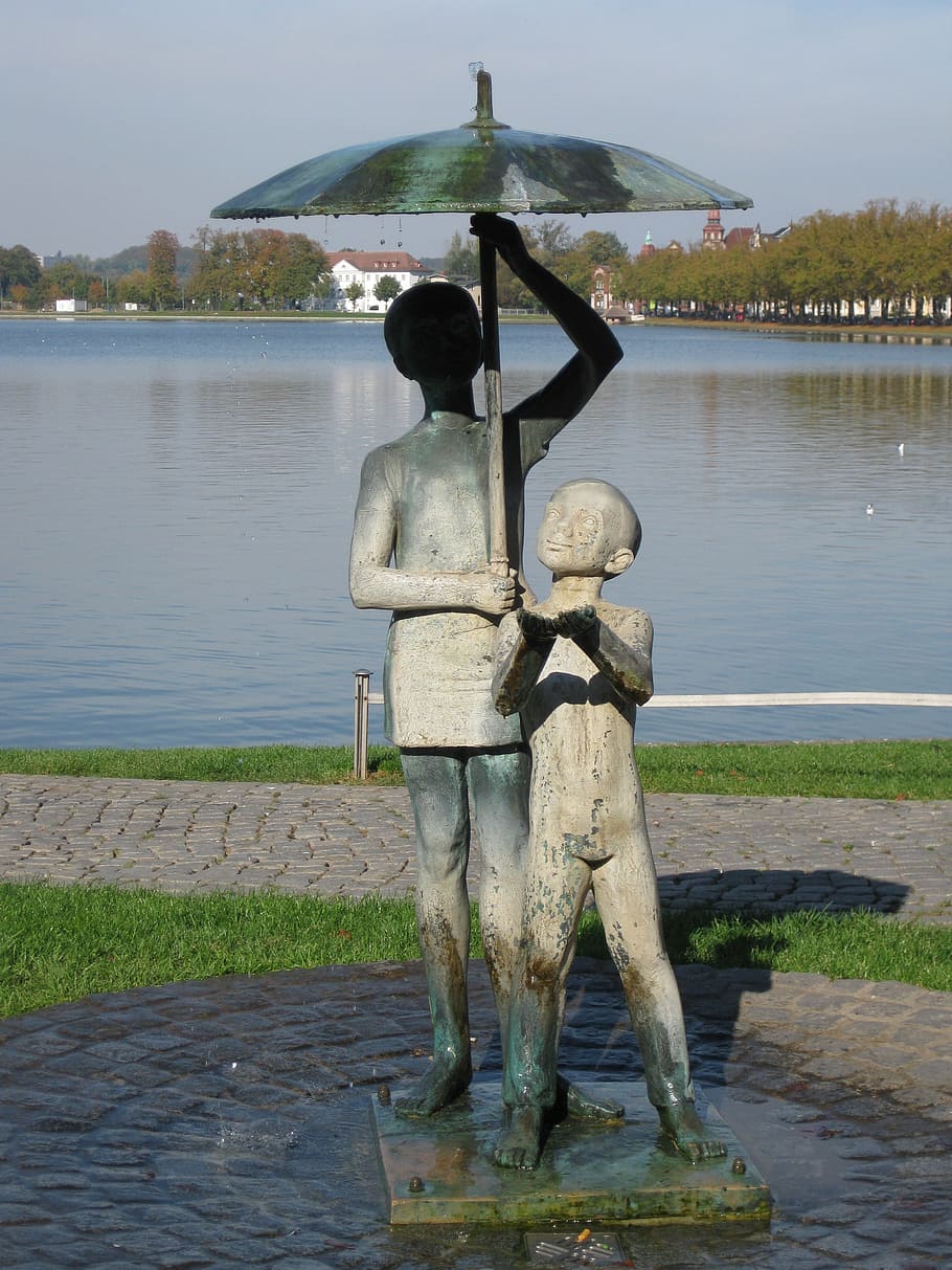 Schwerin, Statue, Monument, Figure, umbrella, rear view, water HD wallpaper