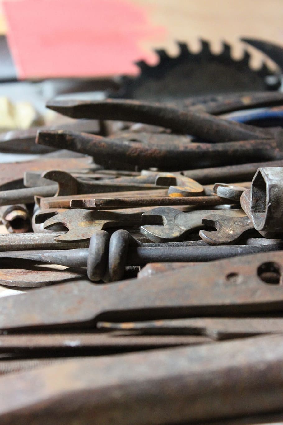 Tools, Old, Rust, Clamp, Scrap, saw, rusty, metal, steel, equipment HD wallpaper