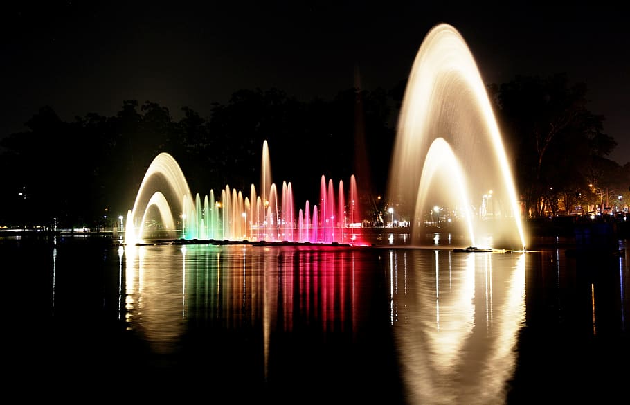 fountain display at night, ibirapuera park, lights, water show