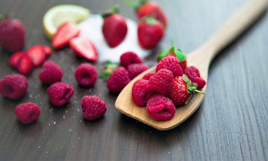 berry on wooden serving spoon, fruit, red, raspberry, vitamins HD wallpaper