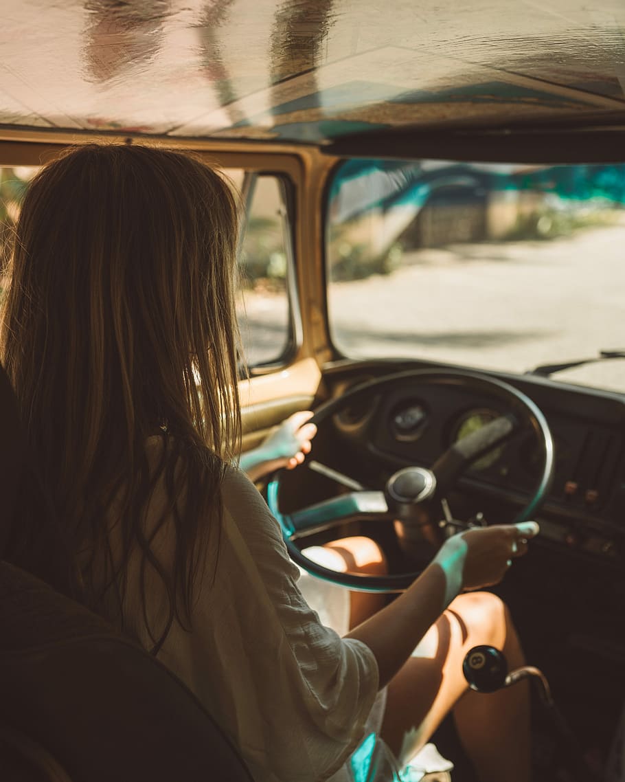 Cruisin’, woman driving vehicle during daytime, car, trip, interior HD wallpaper