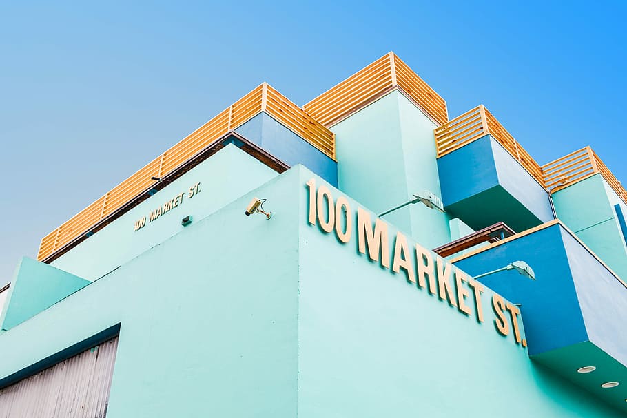 100 Market St. building, teal painted building, balcony, sky HD wallpaper