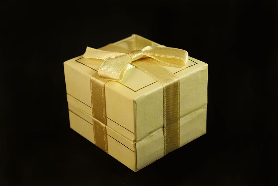 box, no one, packaging, cardboard, container, cube, studio shot HD wallpaper
