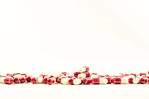 medication pill lot on white surface, cure, drug, cold, dose HD wallpaper