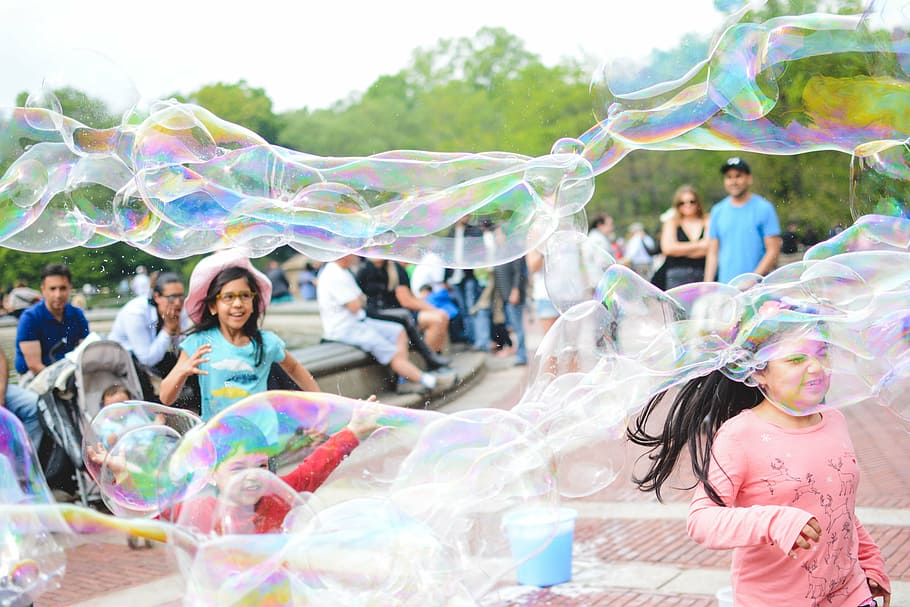 bubbles, children, fun, game, girls, happy, kids, outdoors, HD wallpaper