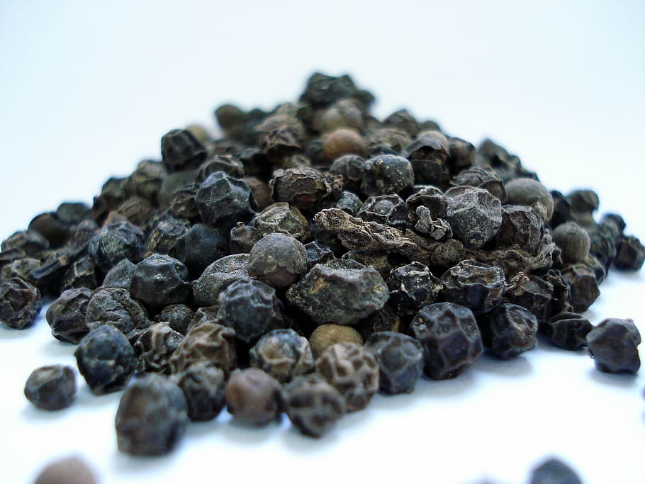 black pepper, food and drink, close-up, white background, indoors HD wallpaper