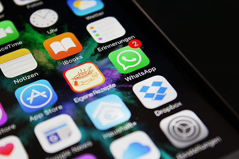 close-up photography of iPhone, Whatsapp, Ios, homescreen, apps HD wallpaper