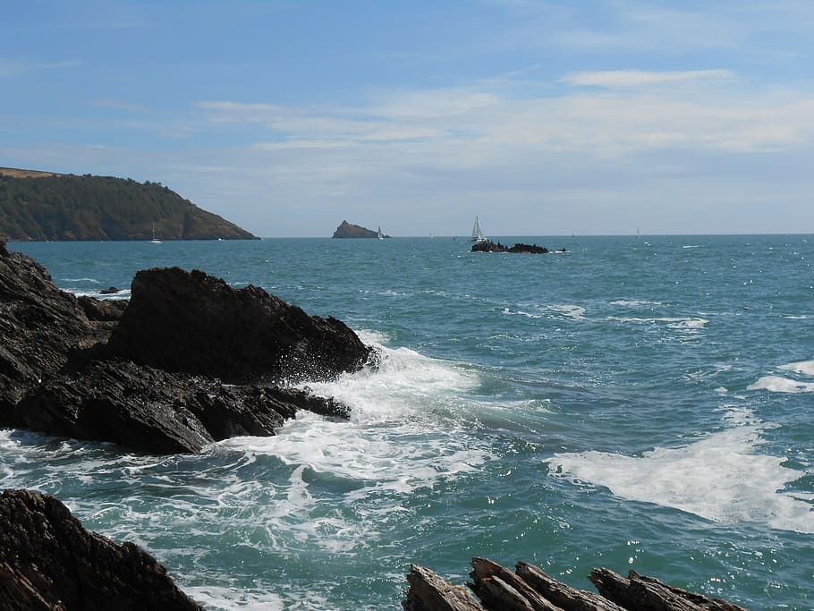 sea, waves, ocean, water, blue, coast, horizon, coastline, seascape HD wallpaper