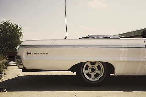classic white Chevrolet Impala, oldtimer, vintage, auto, us car HD wallpaper