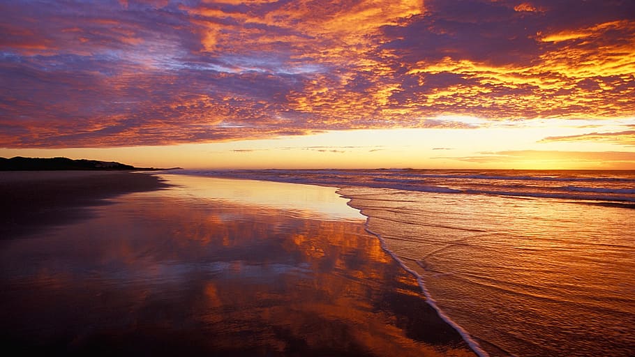 landscape photo of body of water during golden hour, beach HD wallpaper