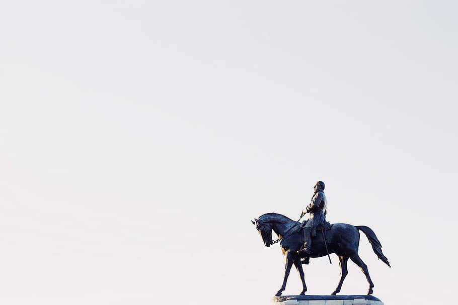 Lee, man riding horse statue with white background, monument HD wallpaper