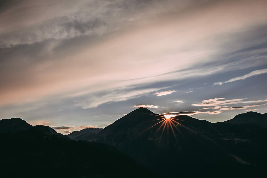 silhouette of mountain under white sky, silhouette of mountains HD wallpaper