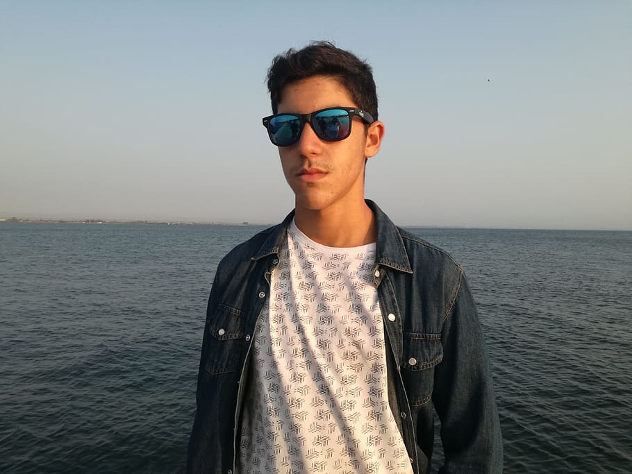 boy, sky, mar, ria, glasses, young men, sea, young adult, fashion HD wallpaper