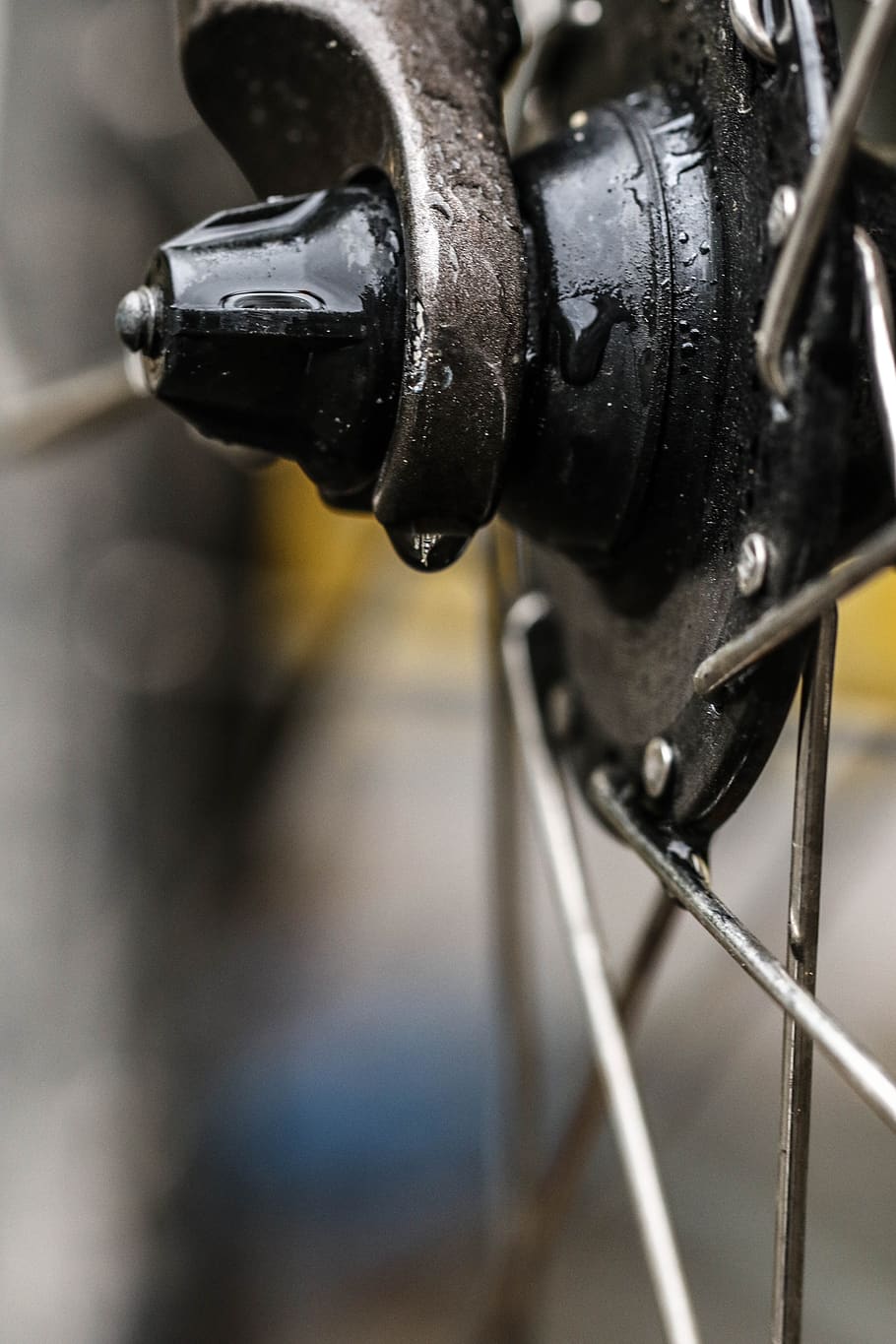 wheel, bicycle, bike, metal, close-up, focus on foreground HD wallpaper