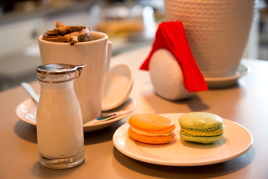 macaroons, coffee, cup, cafe, dessert, food and drink, sweet food HD wallpaper