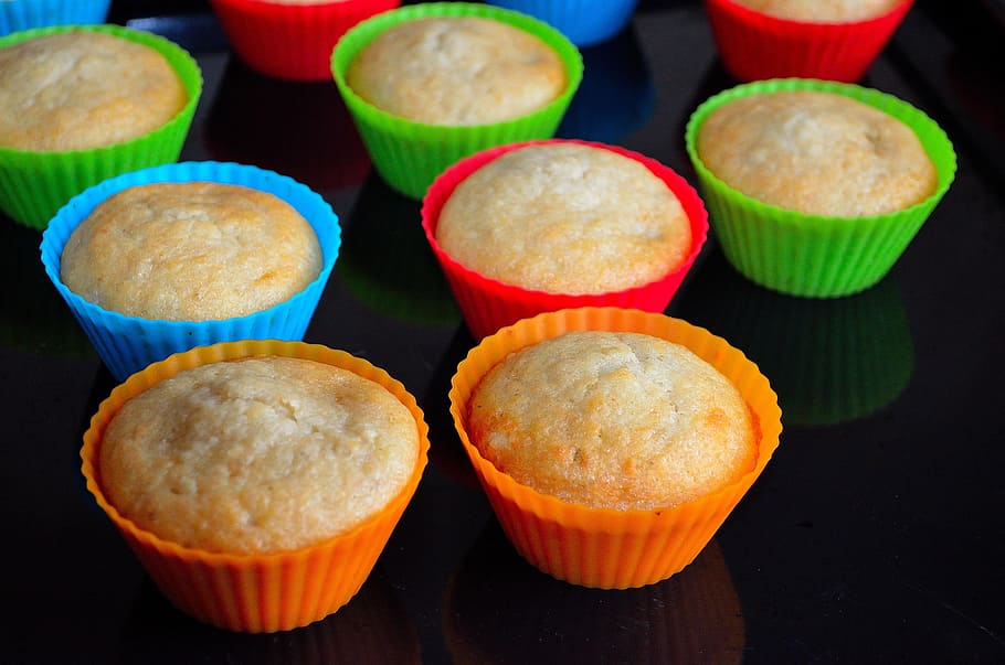 closeup photography of cupcakes, muffins, food, candy, baking HD wallpaper