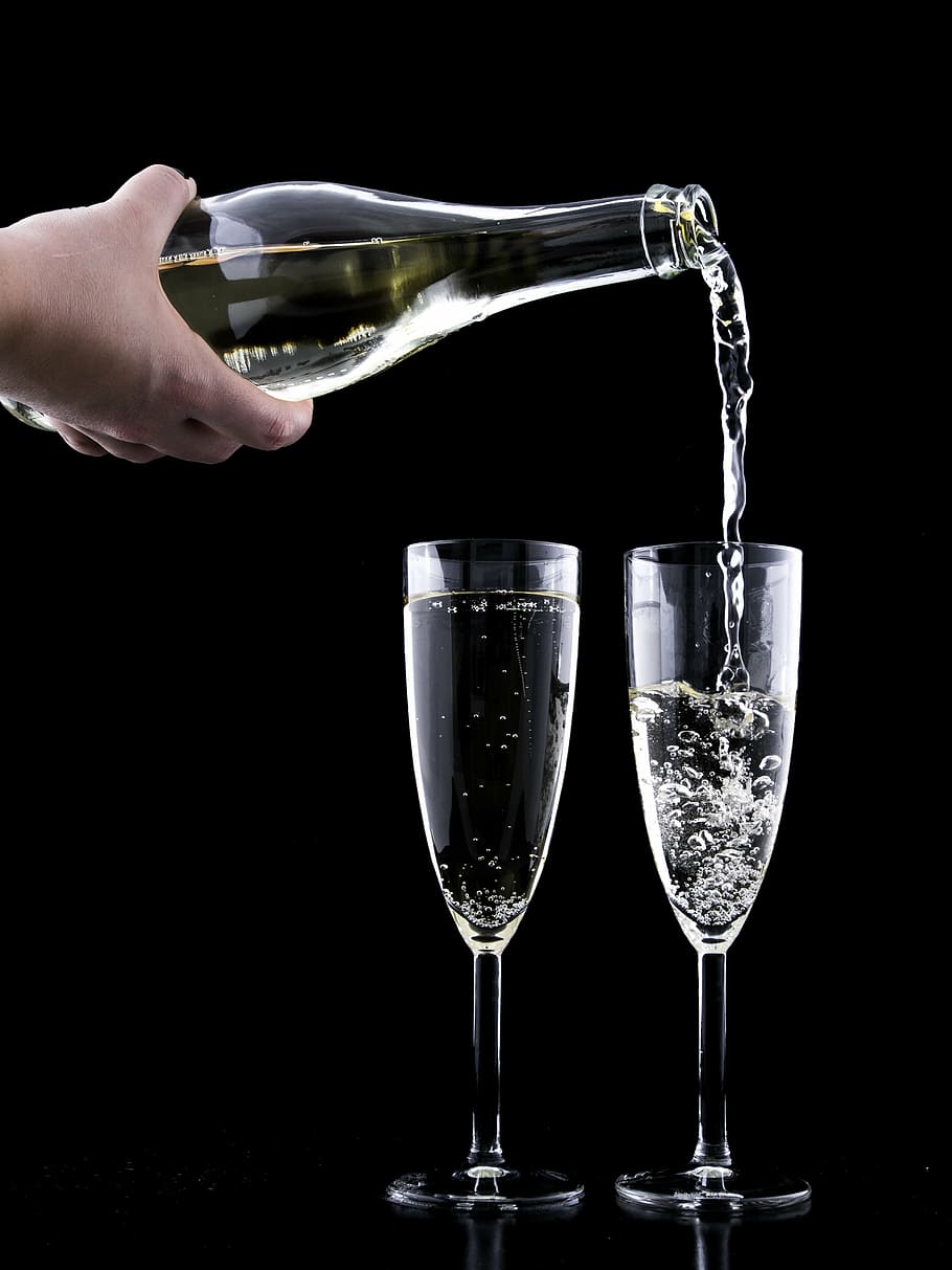 person pouring champagne on two glasses, eve, drink, crystal, HD wallpaper