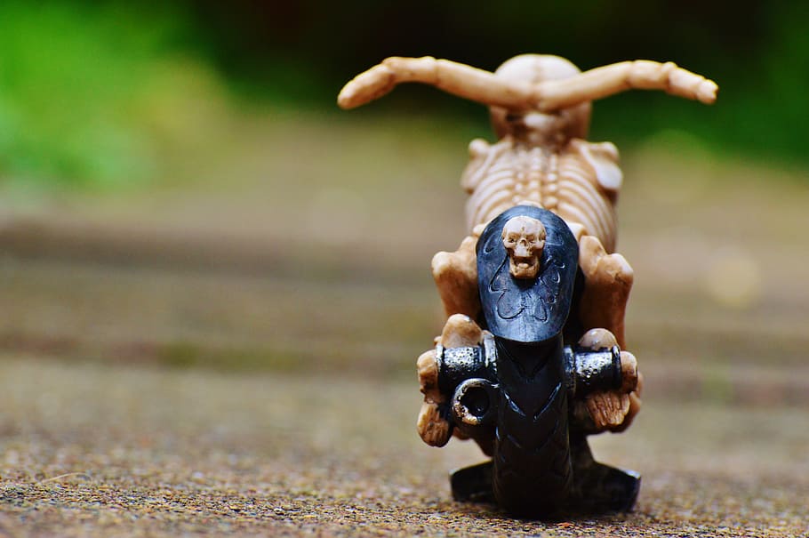 tilt shift lens photography of brown motorcycle toy, biker HD wallpaper