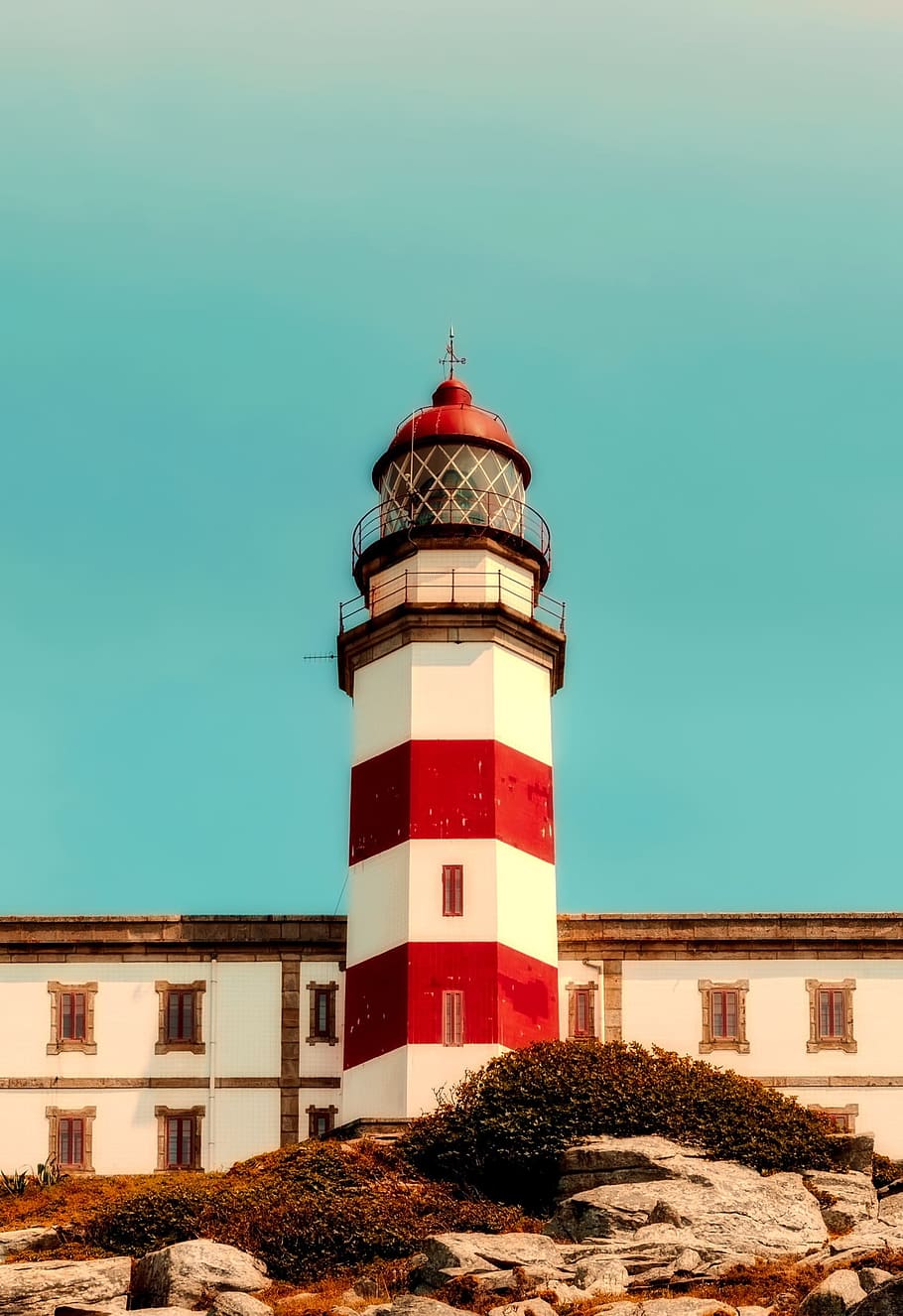 white and red lighthouse under blue sky at daytime, spain, landmark HD wallpaper