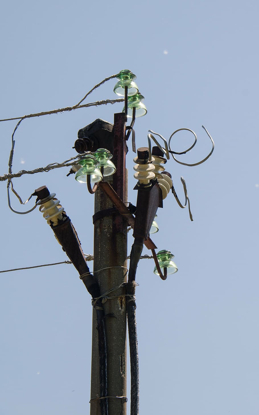 electricity, post, wire, insulators, low angle view, sky, nature HD wallpaper