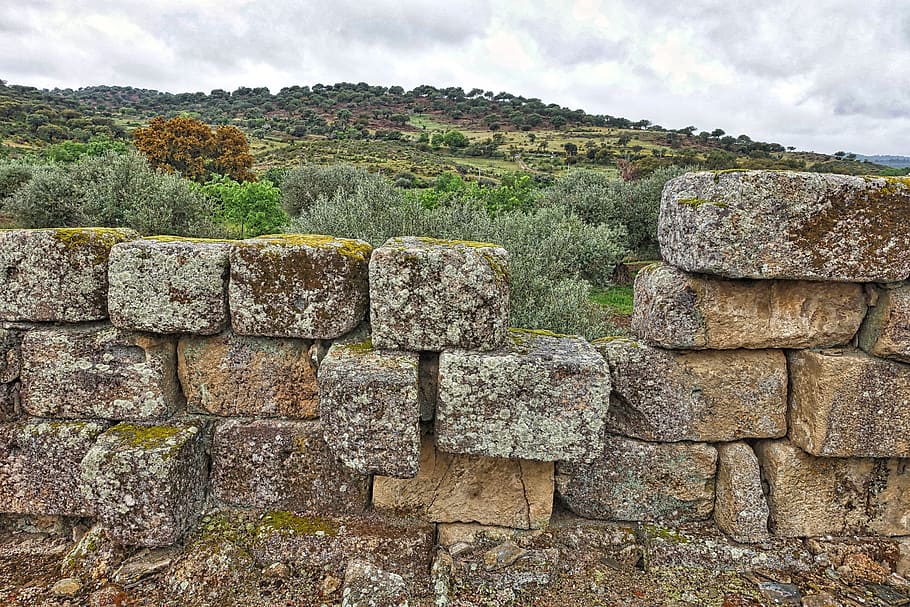 gray brick wall, Stone Wall, Blocks, Broken, Ancient, ruins HD wallpaper