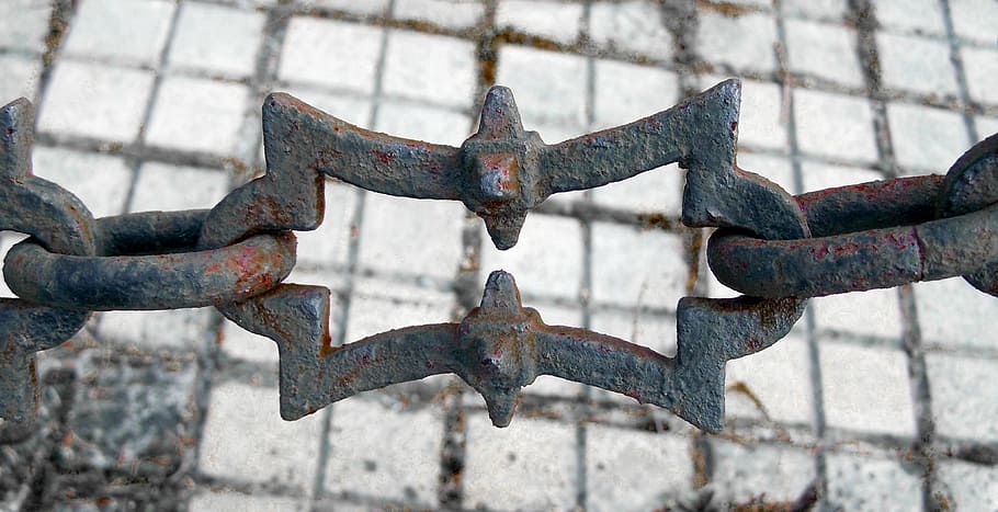 link, contact, tarnished, metal, rusty, focus on foreground