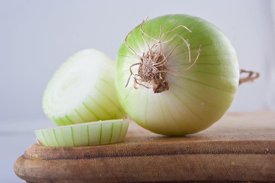 sliced white onions on brown chopping board, Vegetable, Kitchen HD wallpaper