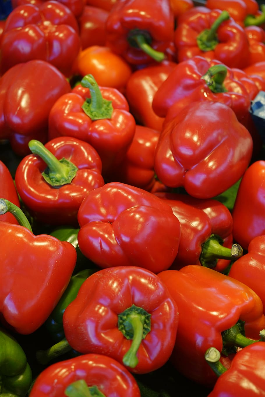 194,003 Red Capsicum Images, Stock Photos, 3D objects, & Vectors |  Shutterstock