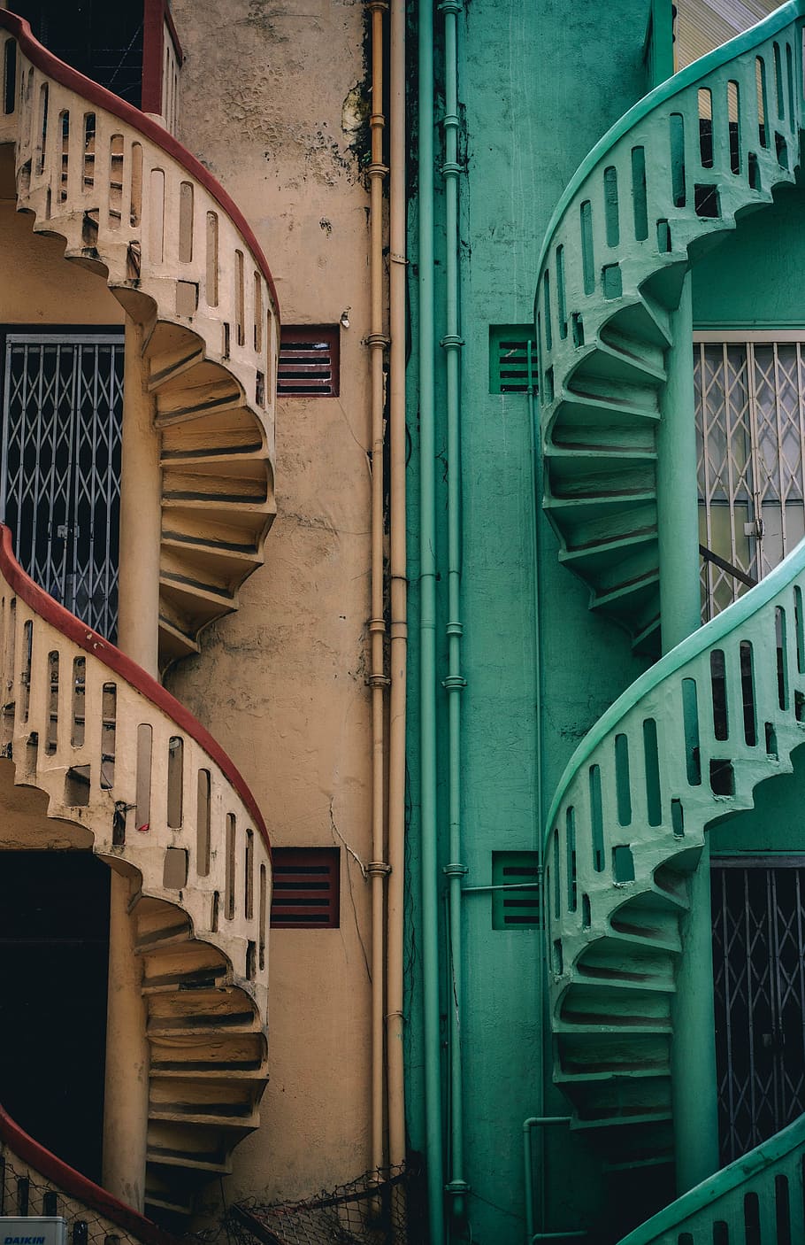 photo of brown and teal twirl stairs, staircase, steps, architecture HD wallpaper