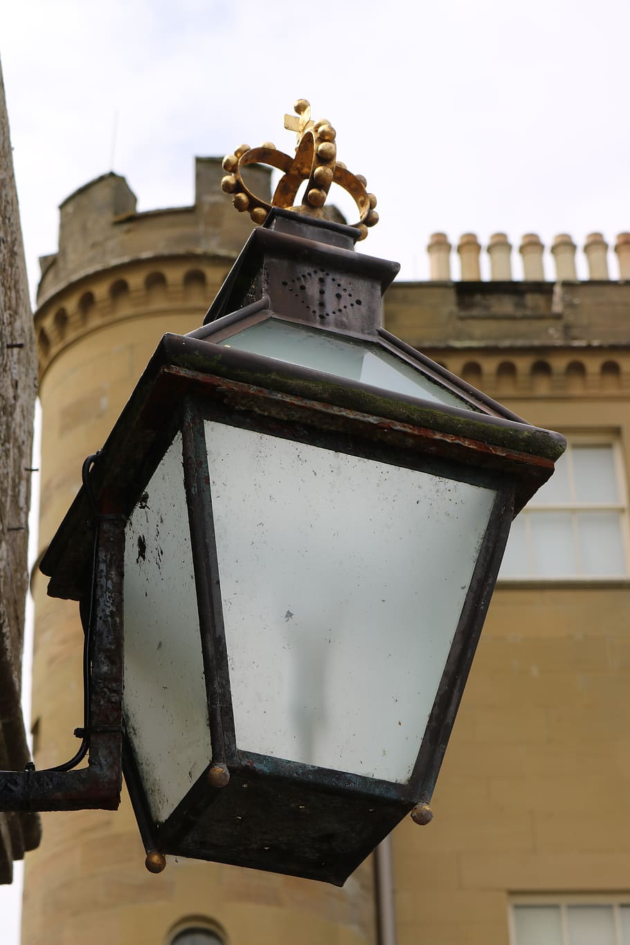 lamp, castle, light, low angle view, built structure, no people HD wallpaper