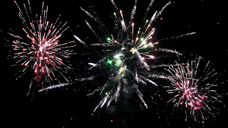fireworks, rockets, celebration, festival, new year's day, event HD wallpaper
