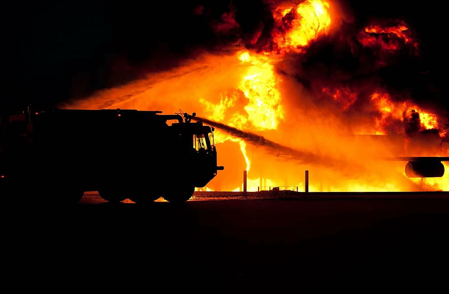 silhouette photo of fire truck trying to put the fire out, danger HD wallpaper