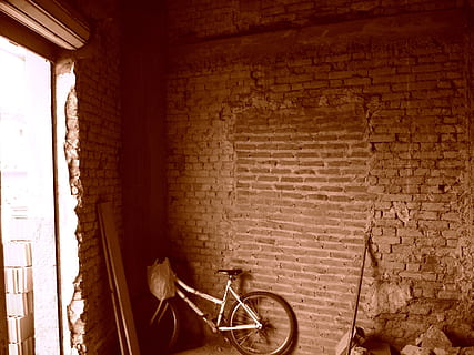 brick, work, pause, bike, bicycle, brick wall, real people HD wallpaper