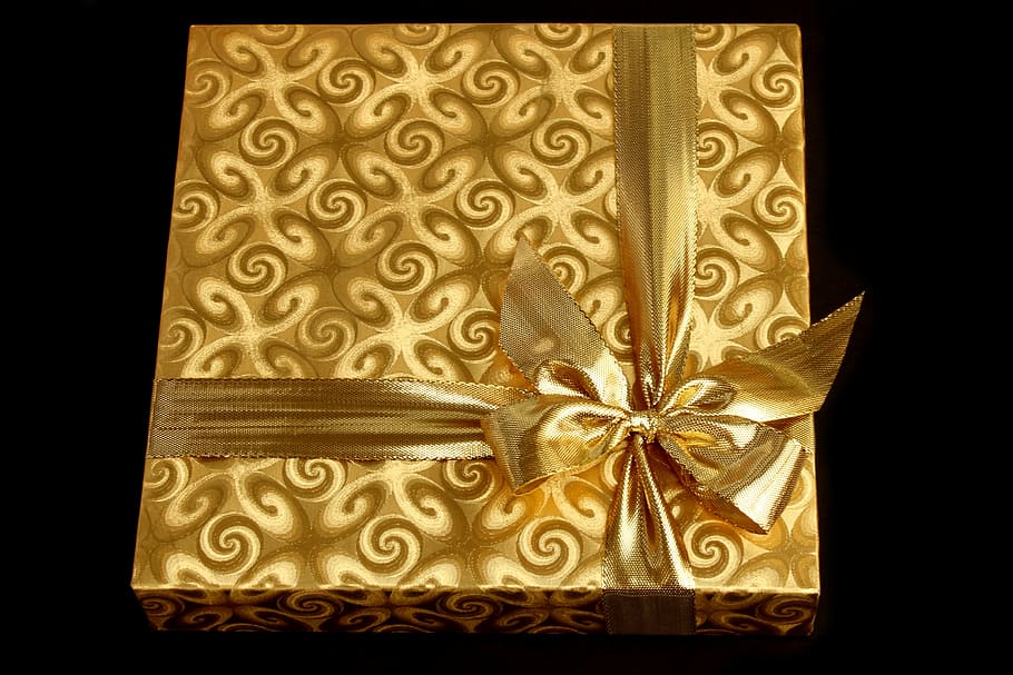 yellow gift box, present, background, recreation, ribbon, nose HD wallpaper
