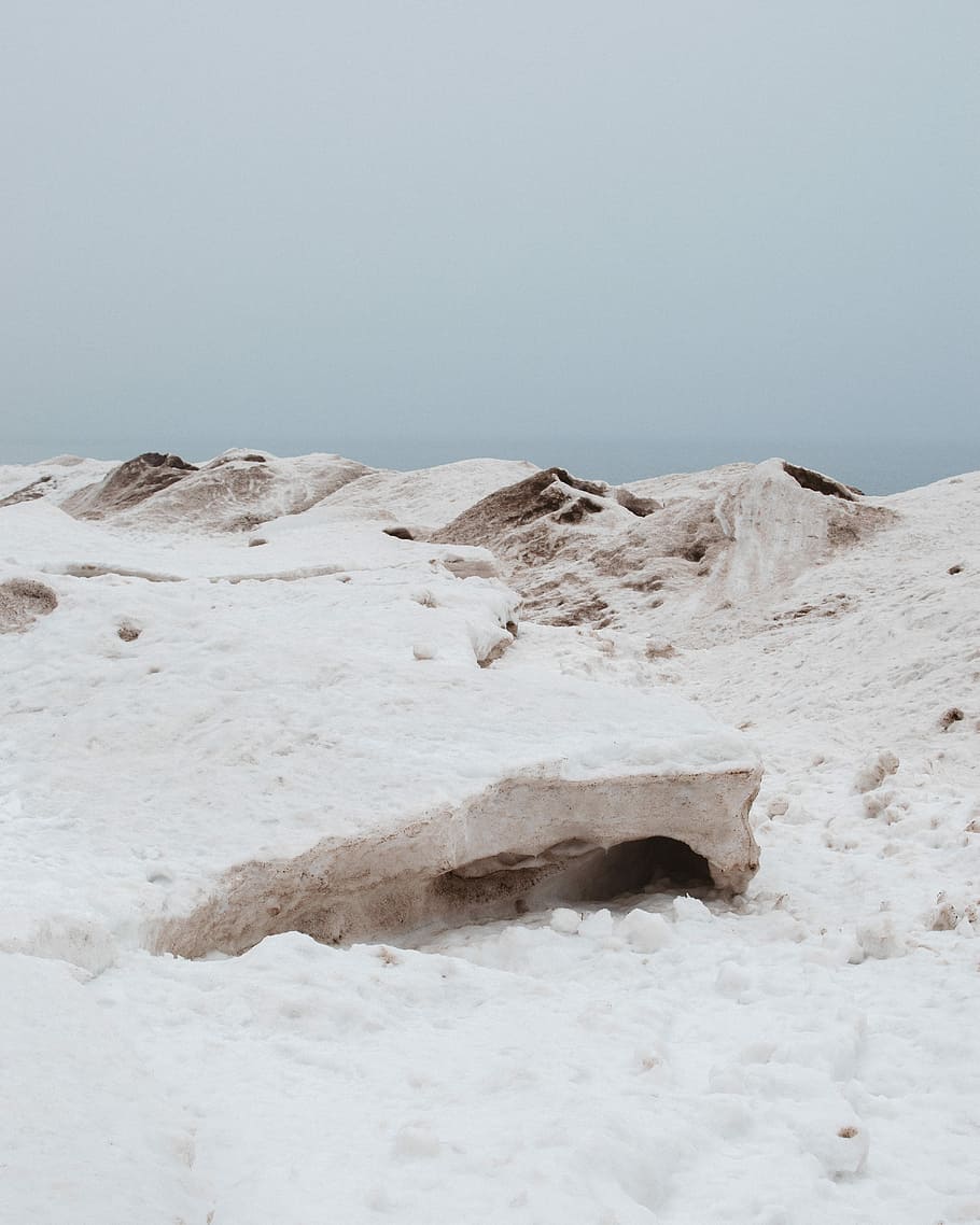 landscape photography of snowy hills, landscape of snow field HD wallpaper