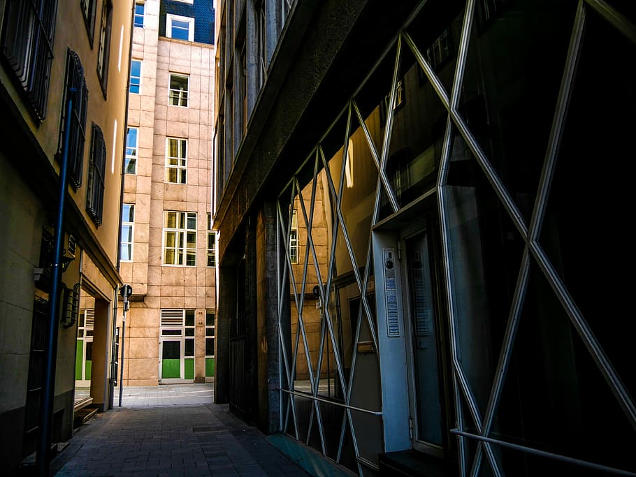 architecture, road, window, building, city, home, shadow, light HD wallpaper