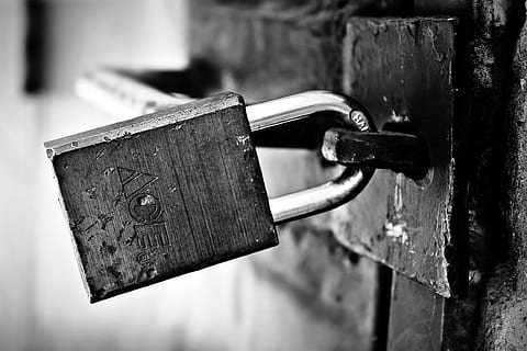 locked, prison, padlock, door, security, old, closed, gate HD wallpaper