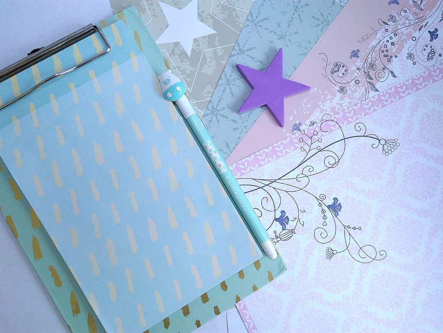 white and teal clipboard near teal pen, Desktop, Virtual Assistance HD wallpaper