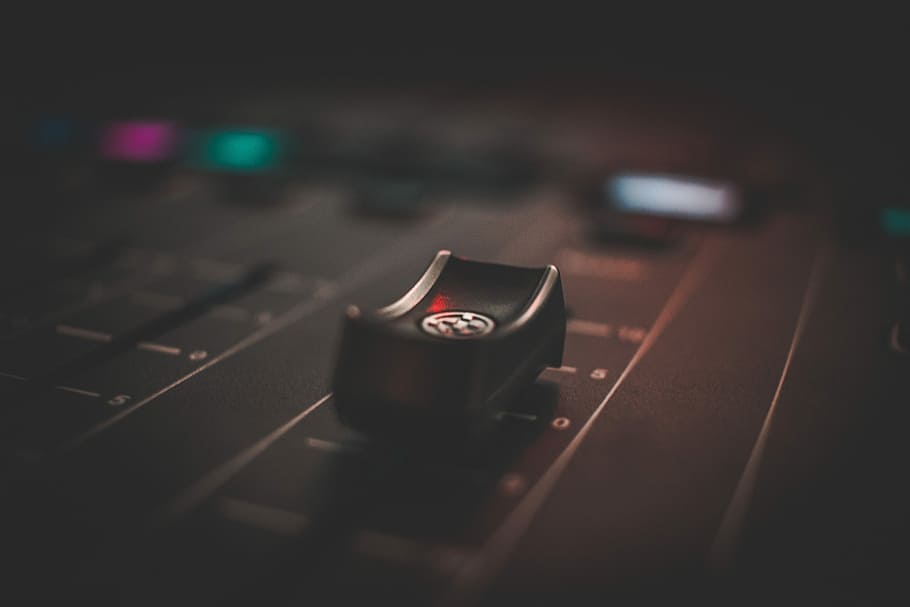 selective focus photography of mixing console, black audio mixer on selective focus photo HD wallpaper