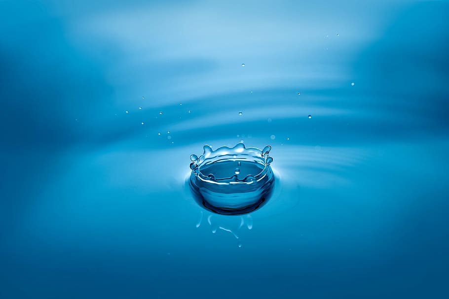 focus photography of water, drop, droplet, liquid, mirror, science HD wallpaper